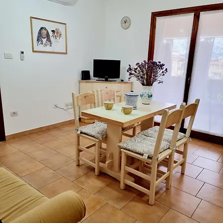 La Casa Di Arly 公寓 奧爾比亞