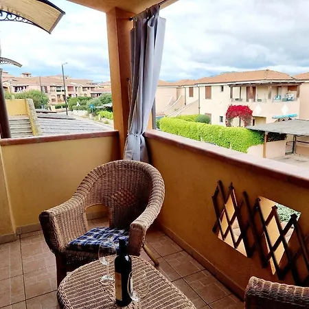 La Casa Di Arly Apartmán Olbia