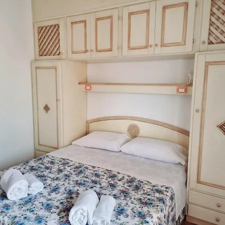 La Casa Di Arly Apartmán Olbia